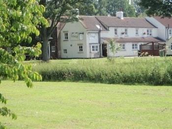 Inn The Village 3*